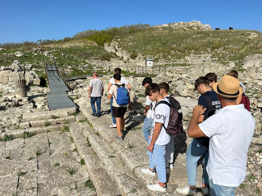 Uno dei tanti sopralluoghi eseguiti nell'area sotto la guida del sig. Spina