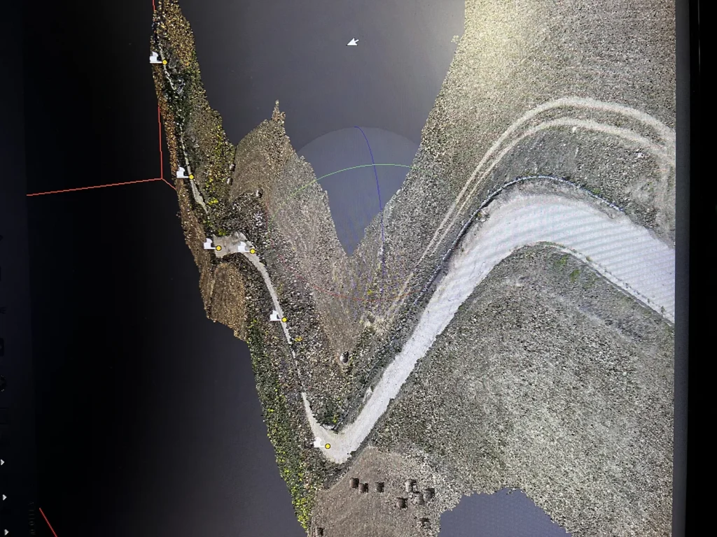 Ortofoto da drone di un tracciato stradale rilevato dagli studenti